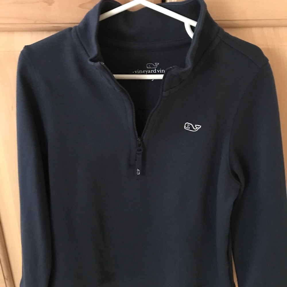 Vineyard Vines boys navy cotton pullover, size 5